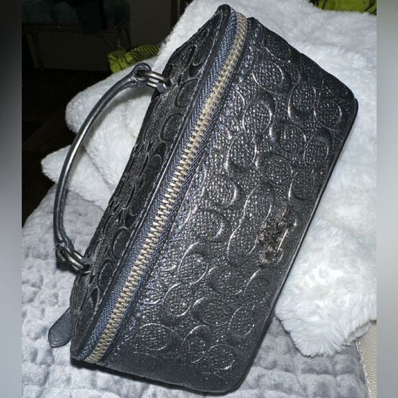 Coach Travel Jewelry Case - Signature Black Embossed Leather - Picture 14 of 17